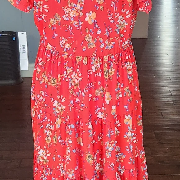 Maggy London Coral MULTI Floral Tiered Babydoll Dress Size: M - Picture 3 of 11